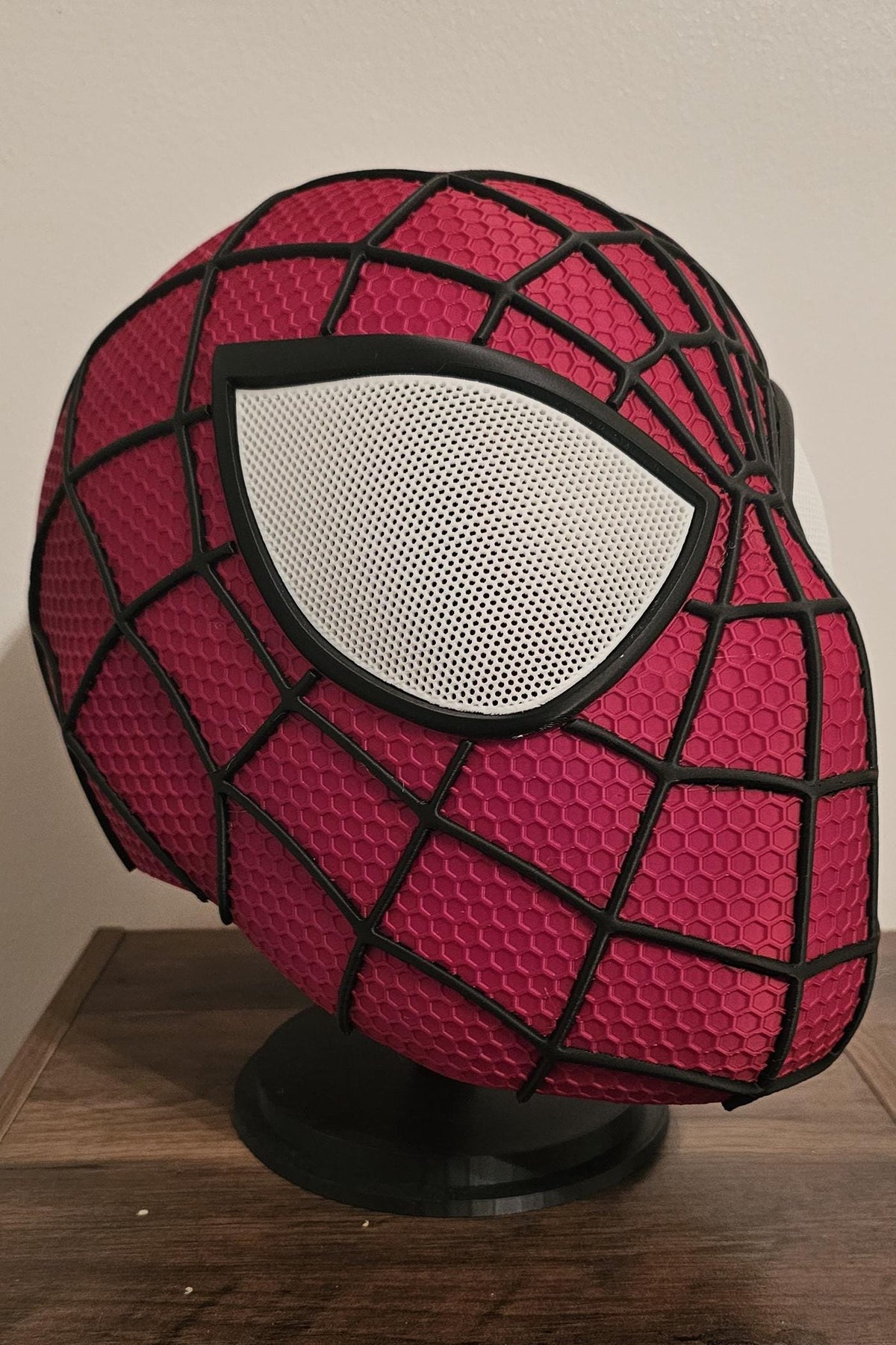 Hero Web Mask with Angular Eyes – Cosplay Costume Headpiece